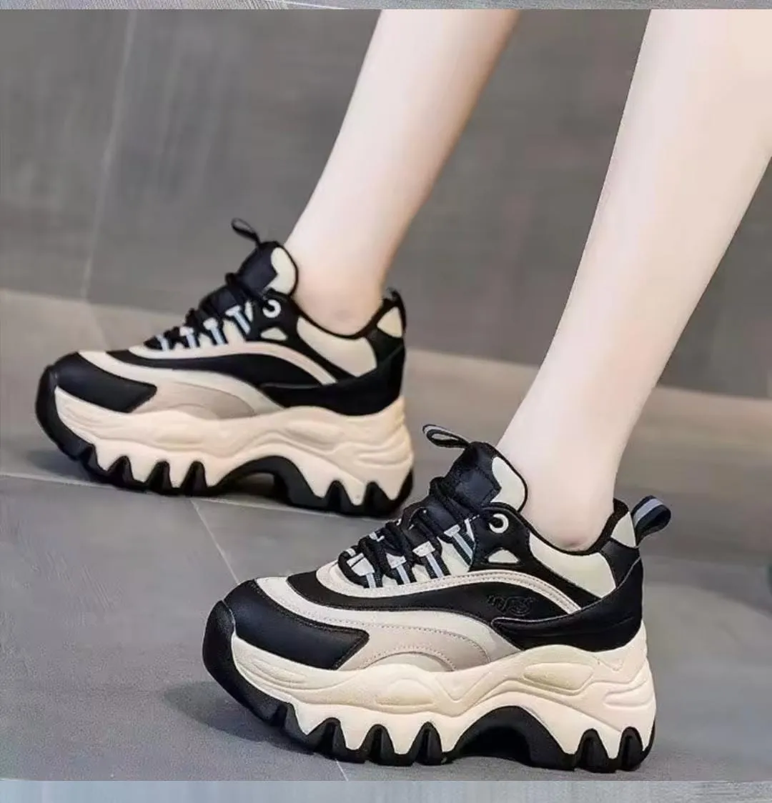 WOMAN'S SHOES BLACK CHUNK GS.48